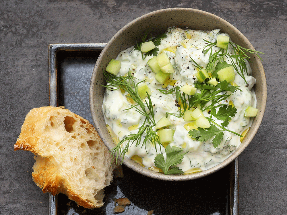 avocado-gurken-remoulade-mit-koriander-und-dill