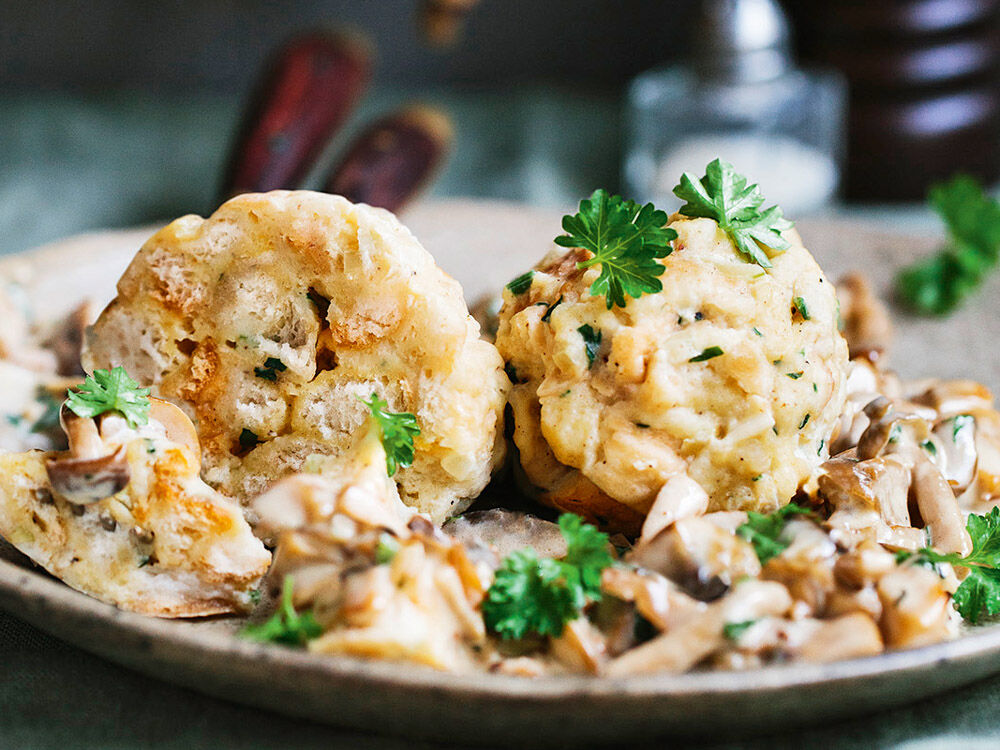 semmelknoedel-mit-pilzrahmsauce