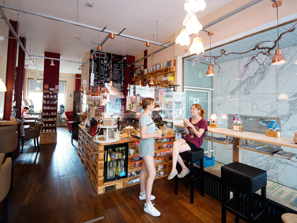 erfolgreiche-frau-fraeulein-mondschein-darmstadt