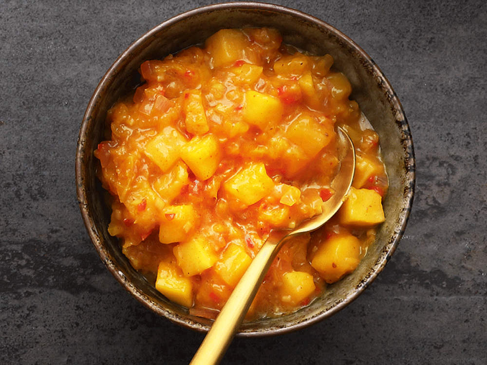 Mango-Orangen-Chutney mit Curry Mango-Orangen-Chutney mit Curry