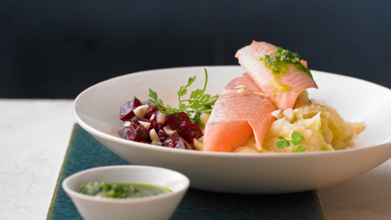 Kartoffel-Gröstl mit Rosenkohl und Chorizo Kartoffel-Gröstl mit Rosenkohl und Chorizo