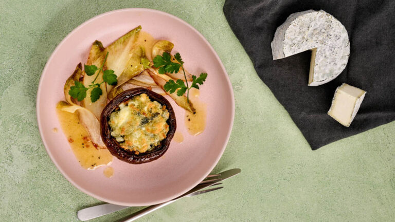 Lammkarree mit Ziegenkäse-Pekannuss-Kruste &amp; Ofentomaten