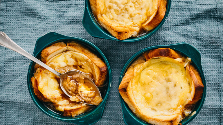 Einfache Rezepte für Suppen: von klassisch bis außergewöhnlich Einfache Rezepte für Suppen: von klassisch bis außergewöhnlich