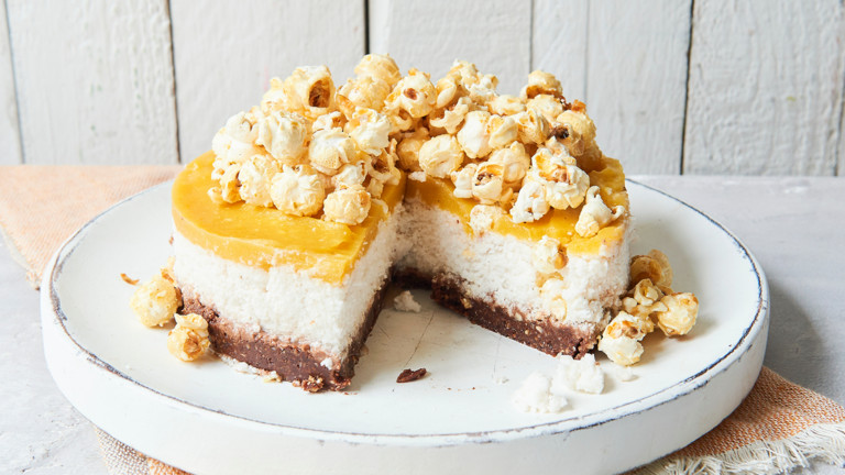 Für unsere Mango-Kokos-Torte bleibt der Ofen aus Mango-Kokos-Torte