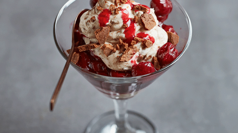 Lebkucen-Mascarpone-Creme mit Kirschkompott lebkuchen-mascarpone-creme-mit-kirschkompott