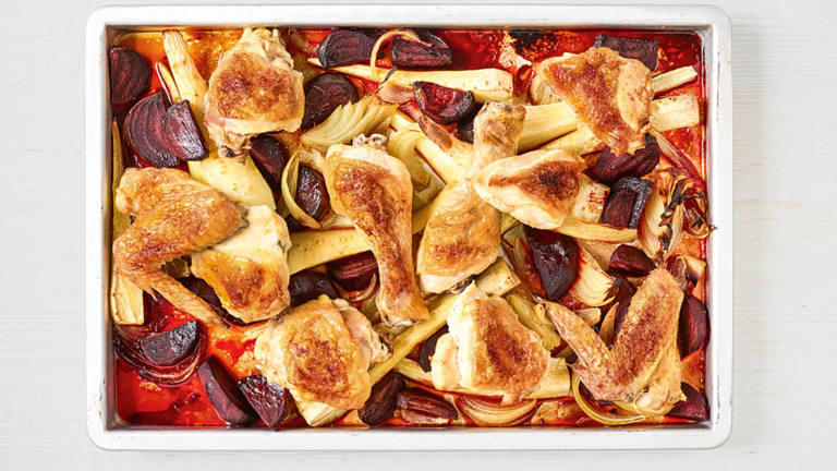 Herbsthähnchen mit roter Bete und Pastinaken herbst-haehnchen